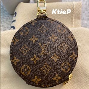 Louis Vuitton Round Coin Purse